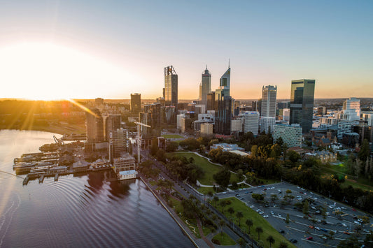 Perth by Sunset : Golden Light and Coastal City Views
