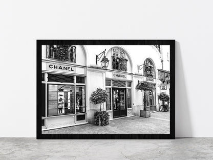 B&W Fashion Store Tree Plants in Madeleine Glass Framed Wall Art, Ready to Hang Quality Print Without White Border Black