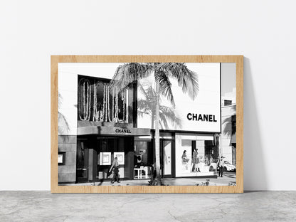 Palm Tree & People near Fashion Store Photograph Glass Framed Wall Art, Ready to Hang Quality Print Without White Border Oak