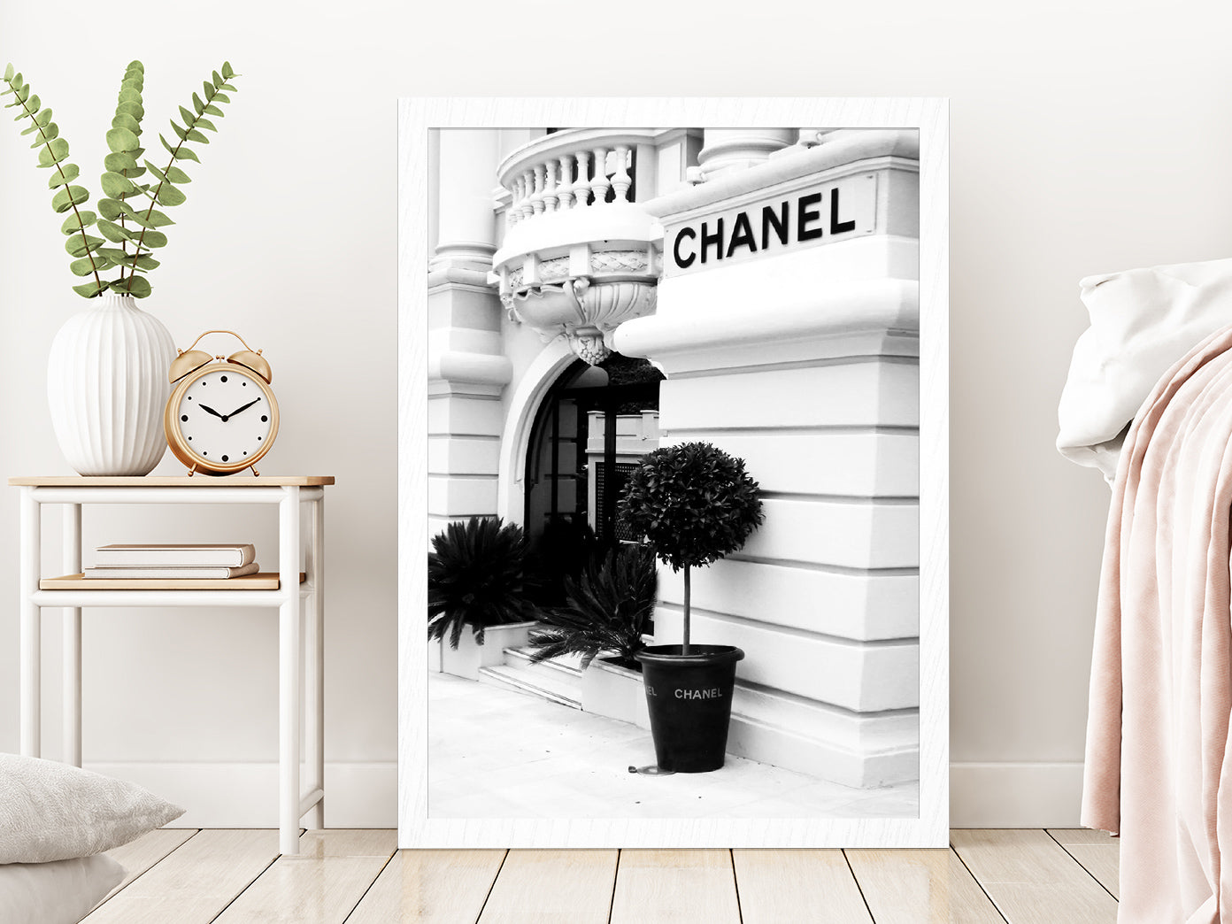 Fashion Building B&W Photograph Glass Framed Wall Art, Ready to Hang Quality Print Without White Border White