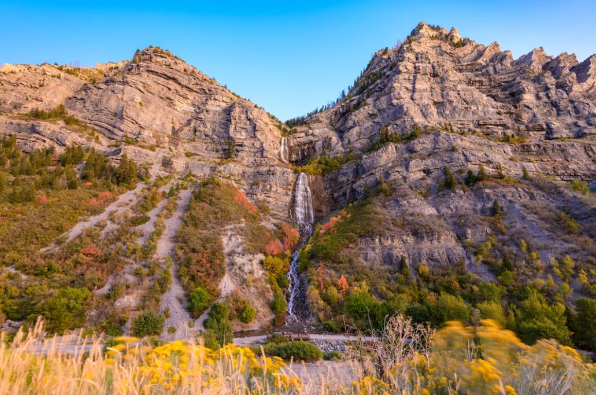 Wallpaper Murals Peel and Stick Removable Stunning Mountain View High Quality