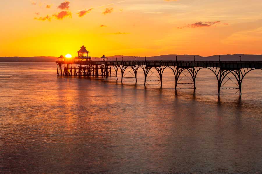 Bella Home Clevedon Pier and the sunset View Print Canvas Ready to hang