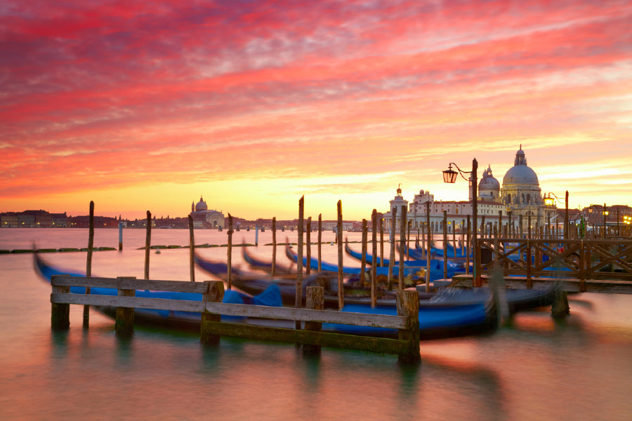Bella Home Grand Canal In Italy With Sunset Print Canvas Ready to hang