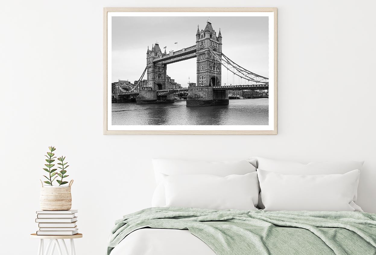 London Bridge & Lake B&W View Home Decor Premium Quality Poster Print Choose Your Sizes