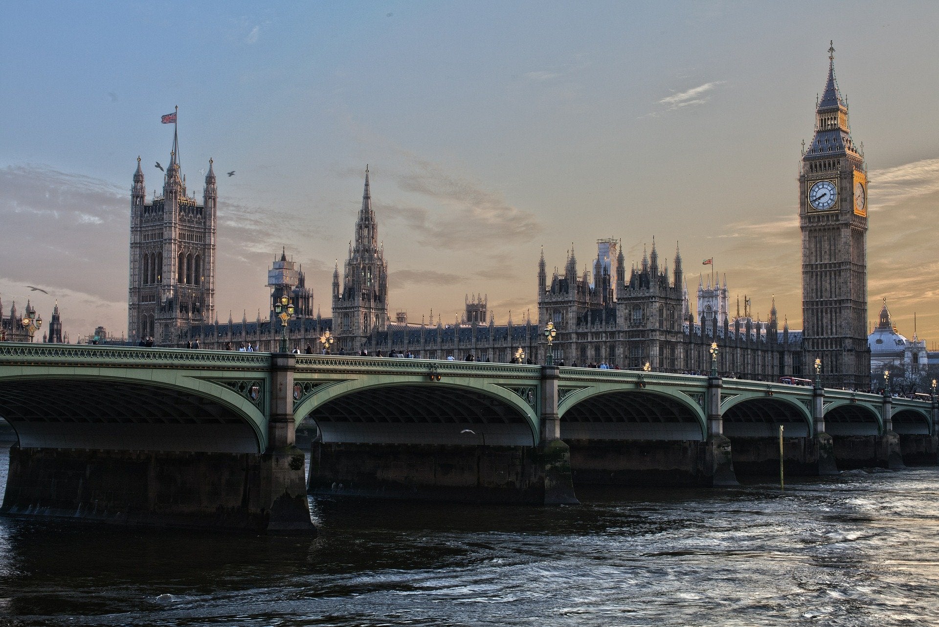 London City Scenery Photograph Home Decor Premium Quality Poster Print Choose Your Sizes